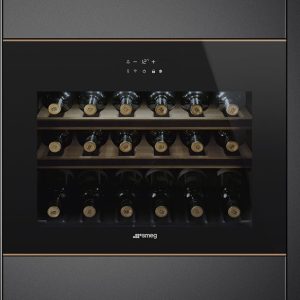 מקרר יין דגם CVI618RWNR2 סמג SMEG