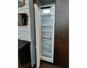 מקפיא אינטגרלי מלא דגם DFU872LJ דה דיטריש De Dietrich 